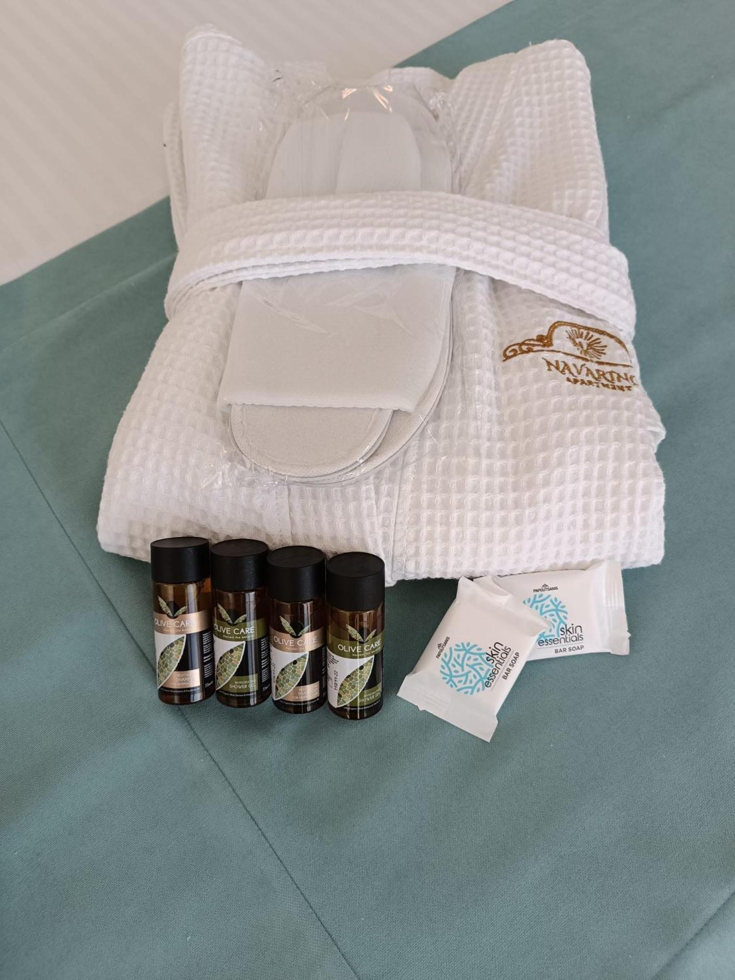 Navarino Luxe Suites Peraía エクステリア 写真
